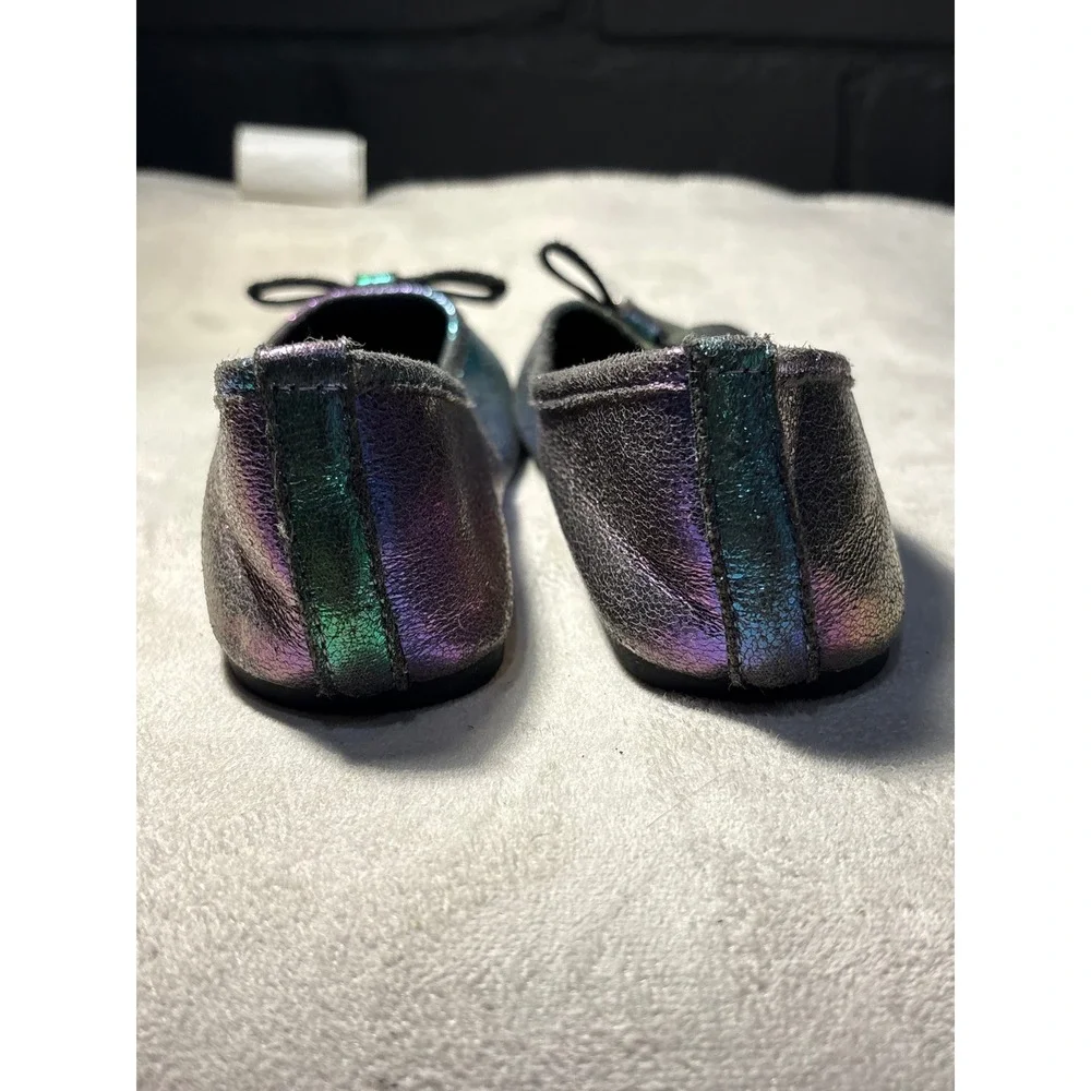 H&G Girls Tiffany Iridescent Metallic Bow Ballet Flats Size 12M Oil Slick Multi